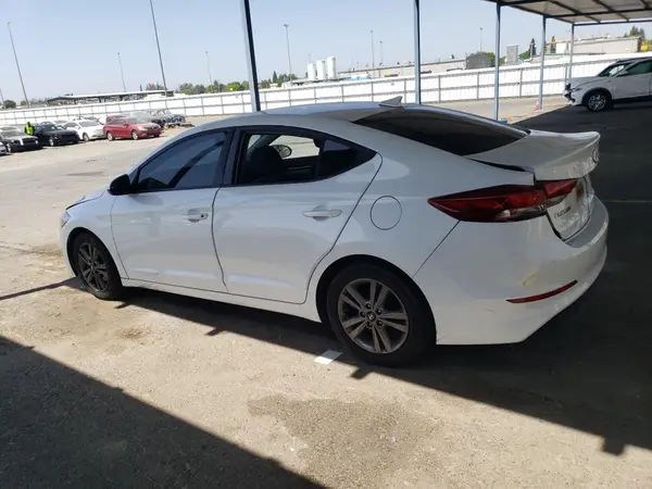 5NPD84LF1HH043536 2017 HYUNDAI ELANTRA - Image 2