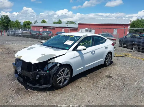 5NPD84LF1HH047571 2017 HYUNDAI ELANTRA - Image 2