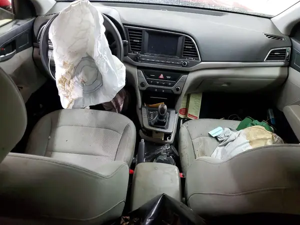 5NPD84LF1HH048560 2017 HYUNDAI ELANTRA - Image 8