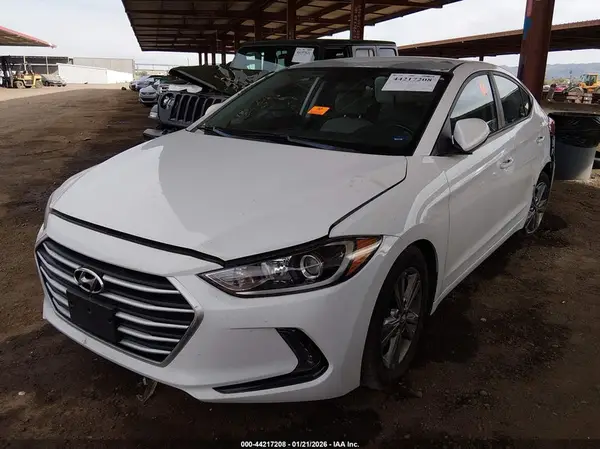5NPD84LF1HH049692 2017 HYUNDAI ELANTRA - Image 2