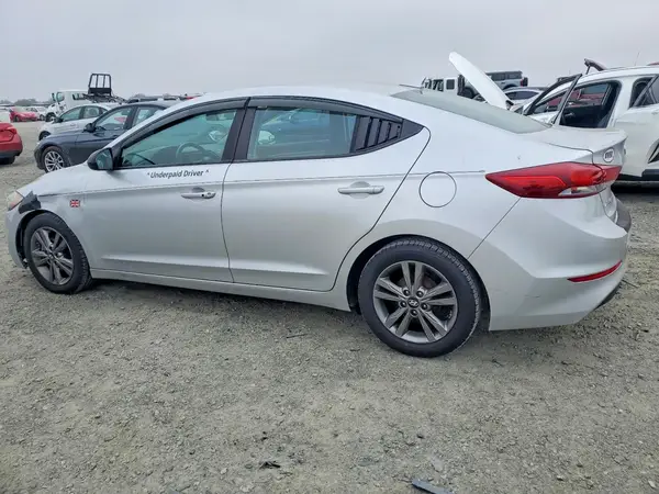 5NPD84LF1HH052253 2017 HYUNDAI ELANTRA - Image 2