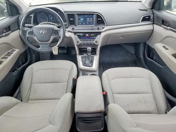 5NPD84LF1HH052253 2017 HYUNDAI ELANTRA - Image 8