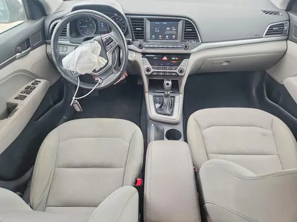 5NPD84LF1HH052995 2017 HYUNDAI ELANTRA - Image 8