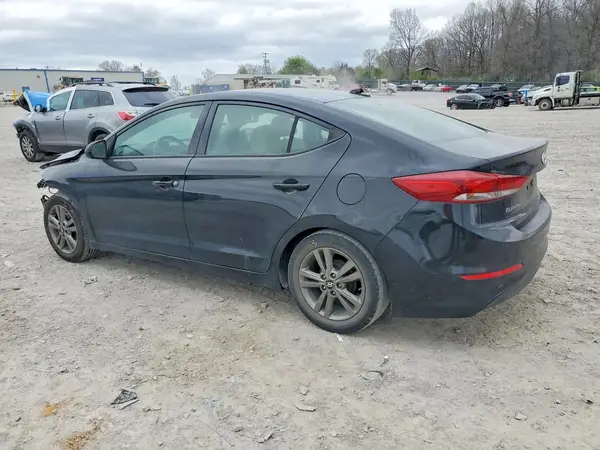 5NPD84LF1HH054262 2017 HYUNDAI ELANTRA - Image 2