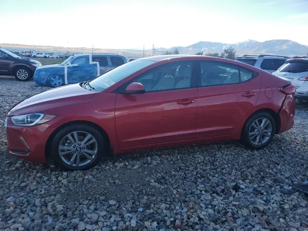 5NPD84LF1HH055136 2017 HYUNDAI ELANTRA - Image 1