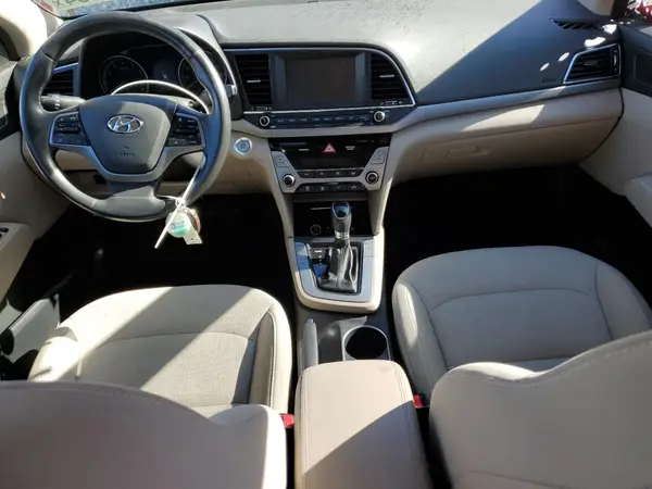 5NPD84LF1HH055136 2017 HYUNDAI ELANTRA - Image 8