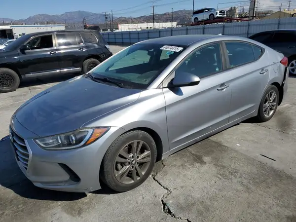 5NPD84LF1HH055962 2017 HYUNDAI ELANTRA - Image 1