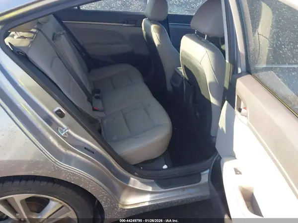 5NPD84LF1HH059686 2017 HYUNDAI ELANTRA - Image 8