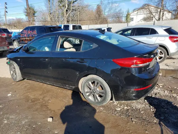 5NPD84LF1HH061034 2017 HYUNDAI ELANTRA - Image 2
