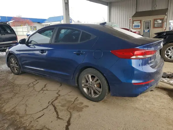 5NPD84LF1HH061907 2017 HYUNDAI ELANTRA - Image 2