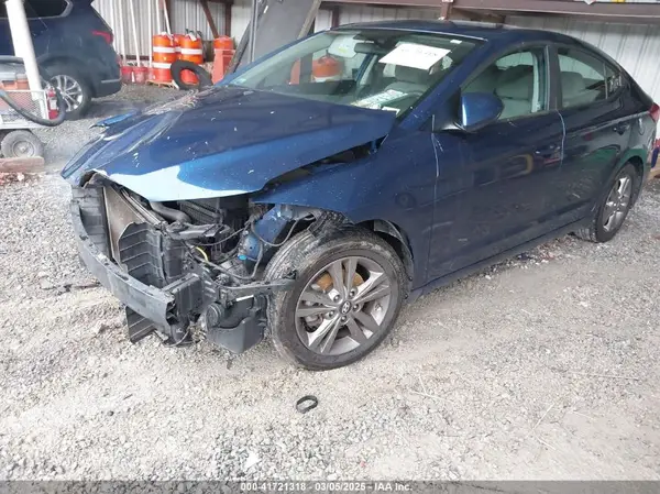 5NPD84LF1HH061910 2017 HYUNDAI ELANTRA - Image 2