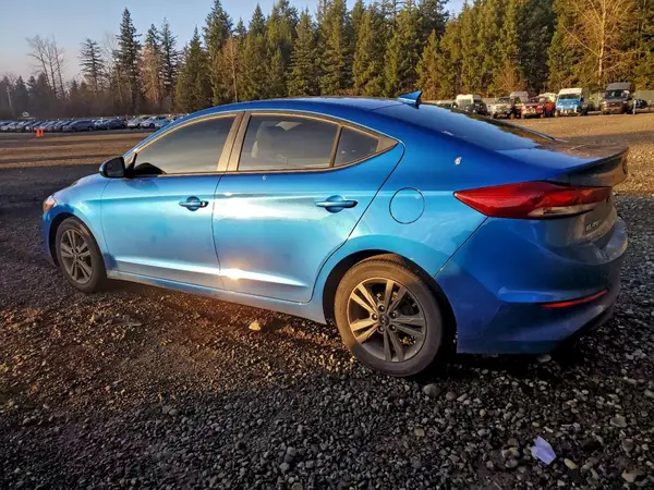 5NPD84LF1HH062328 2017 HYUNDAI ELANTRA - Image 2