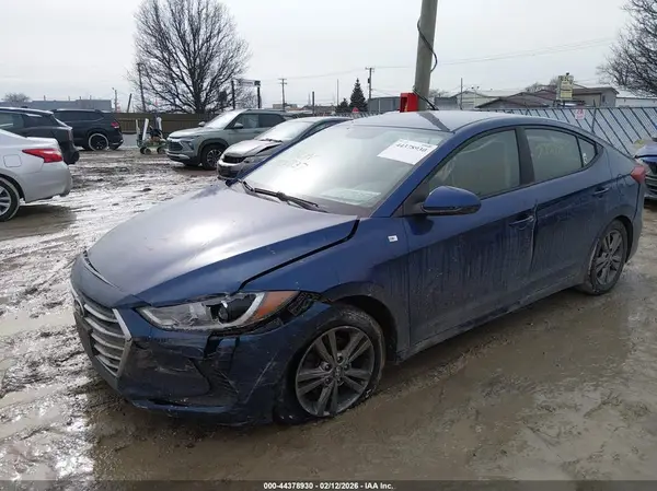 5NPD84LF1HH063558 2017 HYUNDAI ELANTRA - Image 2
