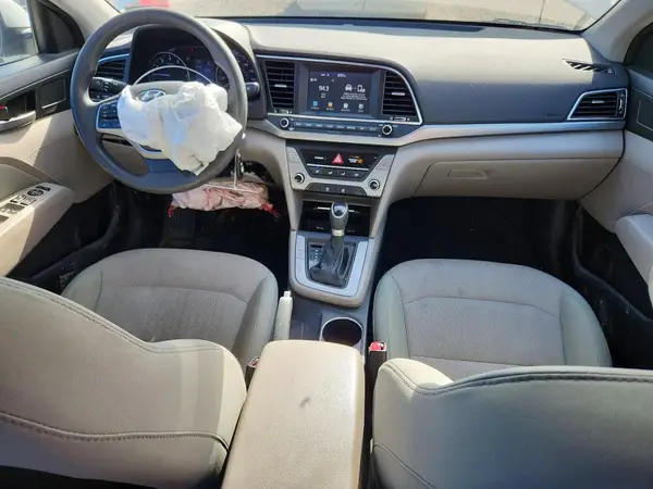 5NPD84LF1HH064449 2017 HYUNDAI ELANTRA - Image 8