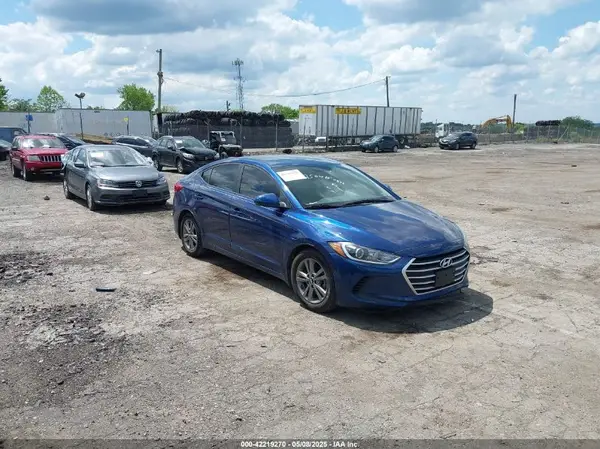 5NPD84LF1HH065648 2017 HYUNDAI ELANTRA - Image 1