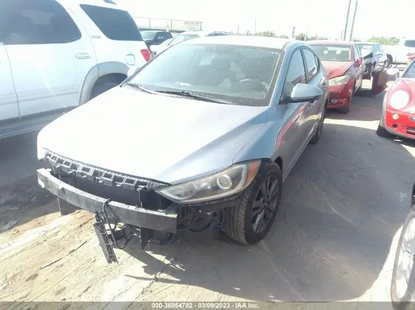 5NPD84LF1HH067268 2017 HYUNDAI ELANTRA - Image 2