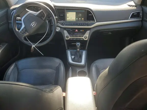 5NPD84LF1HH069330 2017 HYUNDAI ELANTRA - Image 8