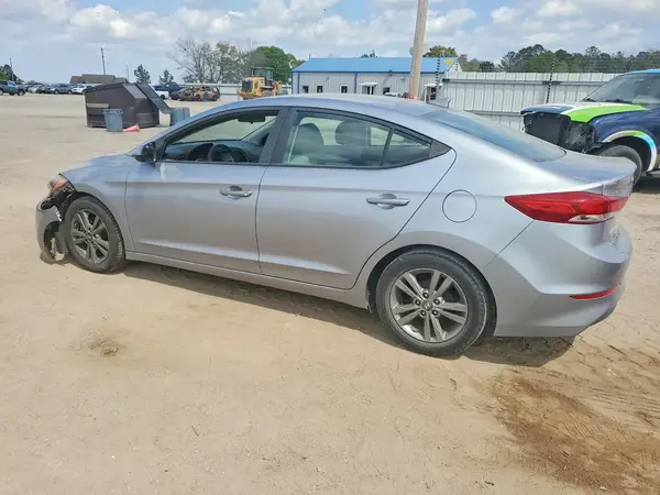 5NPD84LF1HH073989 2017 HYUNDAI ELANTRA - Image 2