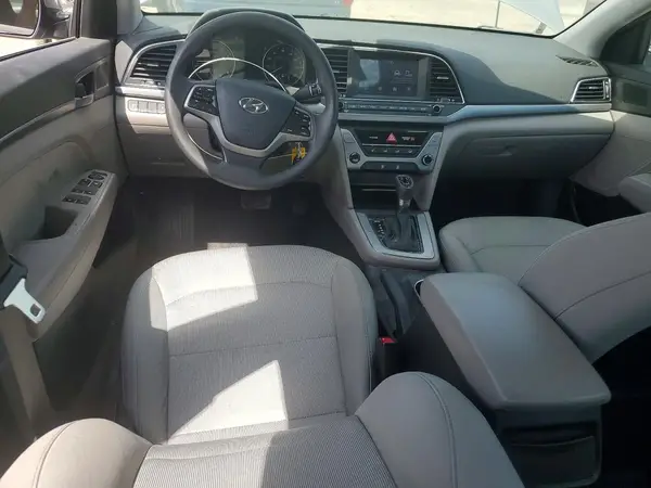 5NPD84LF1HH073989 2017 HYUNDAI ELANTRA - Image 8