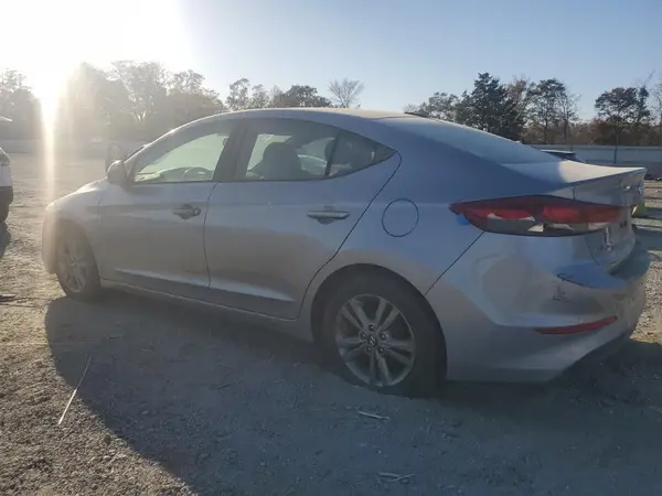 5NPD84LF1HH074480 2017 HYUNDAI ELANTRA - Image 2