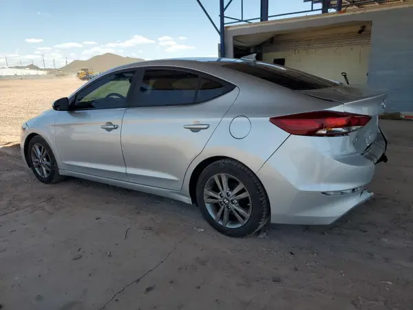 5NPD84LF1HH076603 2017 HYUNDAI ELANTRA - Image 2