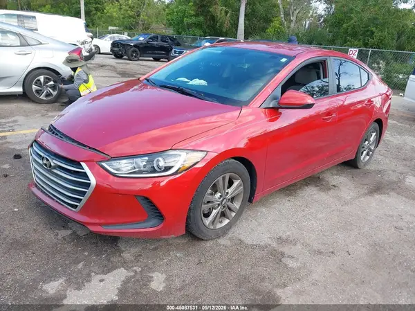 5NPD84LF1HH077928 2017 HYUNDAI ELANTRA - Image 2
