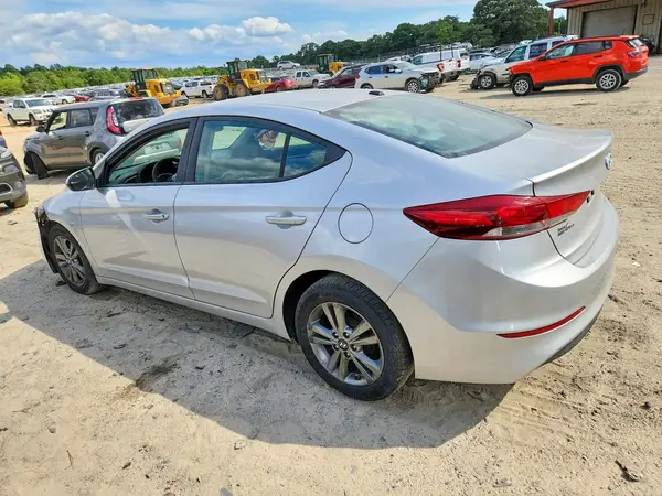 5NPD84LF1HH088864 2017 HYUNDAI ELANTRA - Image 2