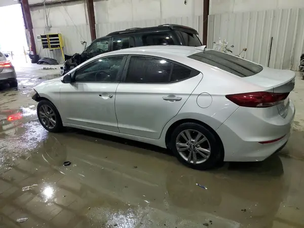 5NPD84LF1HH091036 2017 HYUNDAI ELANTRA - Image 2