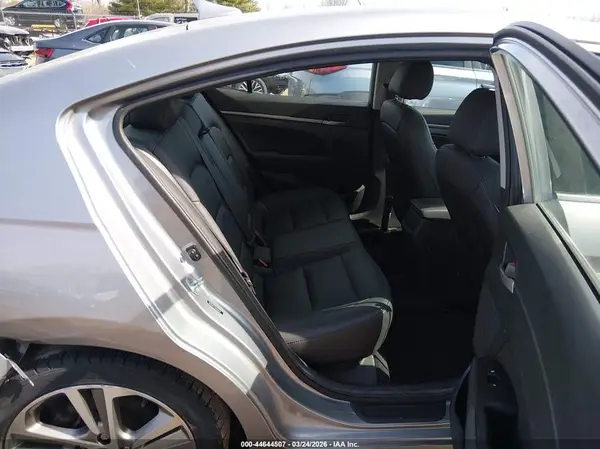 5NPD84LF1HH095474 2017 HYUNDAI ELANTRA - Image 8