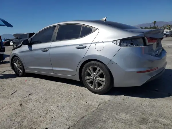 5NPD84LF1HH096995 2017 HYUNDAI ELANTRA - Image 2