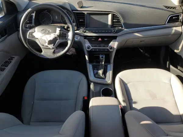 5NPD84LF1HH099556 2017 HYUNDAI ELANTRA - Image 8