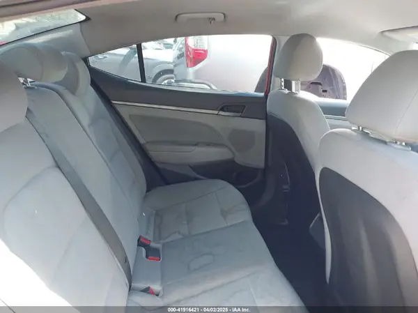 5NPD84LF1HH101015 2017 HYUNDAI ELANTRA - Image 8