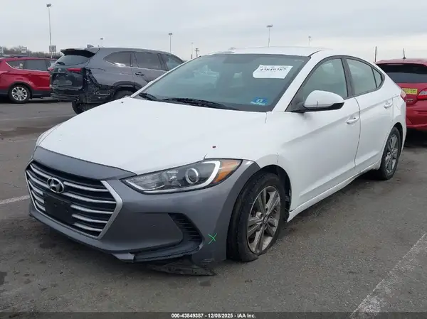 5NPD84LF1HH106750 2017 HYUNDAI ELANTRA - Image 2