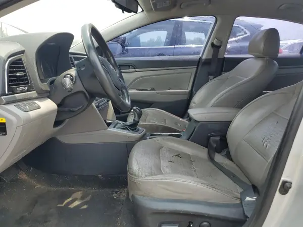 5NPD84LF1HH107686 2017 HYUNDAI ELANTRA - Image 8