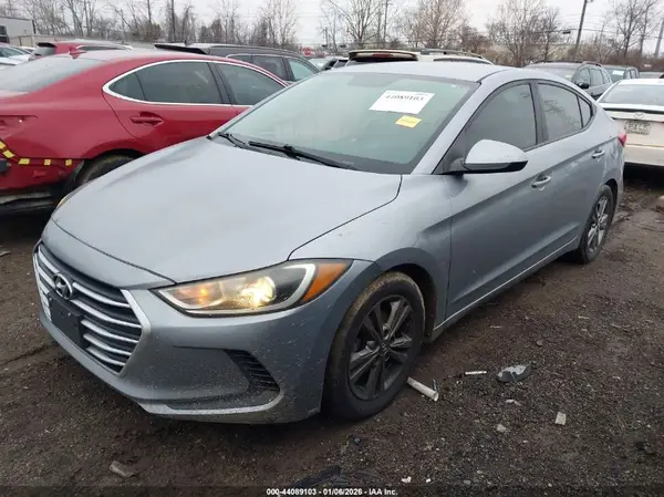 5NPD84LF1HH114234 2017 HYUNDAI ELANTRA - Image 2