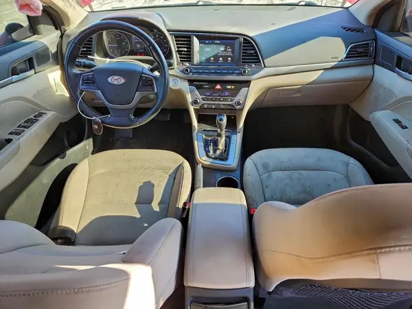 5NPD84LF1HH118963 2017 HYUNDAI ELANTRA - Image 8