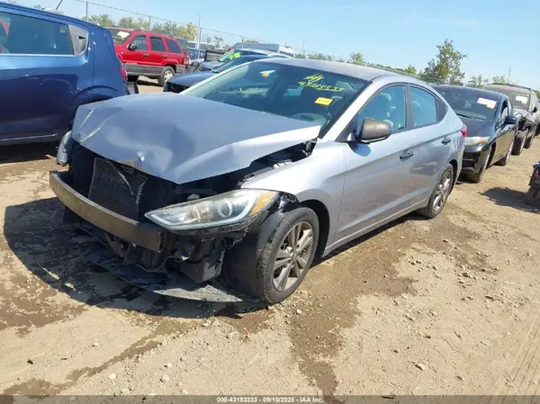 5NPD84LF1HH119479 2017 HYUNDAI ELANTRA - Image 2