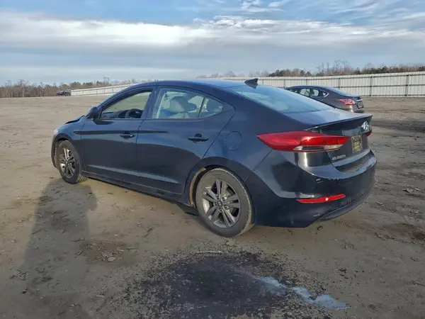 5NPD84LF1HH119689 2017 HYUNDAI ELANTRA - Image 2
