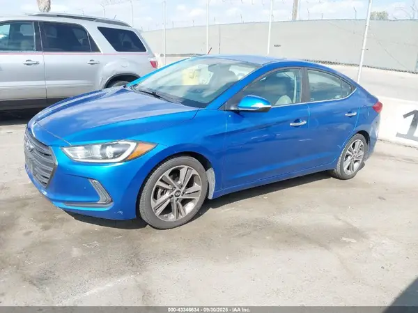 5NPD84LF1HH123774 2017 HYUNDAI ELANTRA - Image 2
