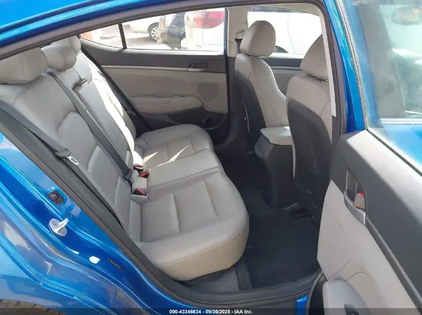 5NPD84LF1HH123774 2017 HYUNDAI ELANTRA - Image 8