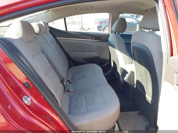 5NPD84LF1HH124486 2017 HYUNDAI ELANTRA - Image 8