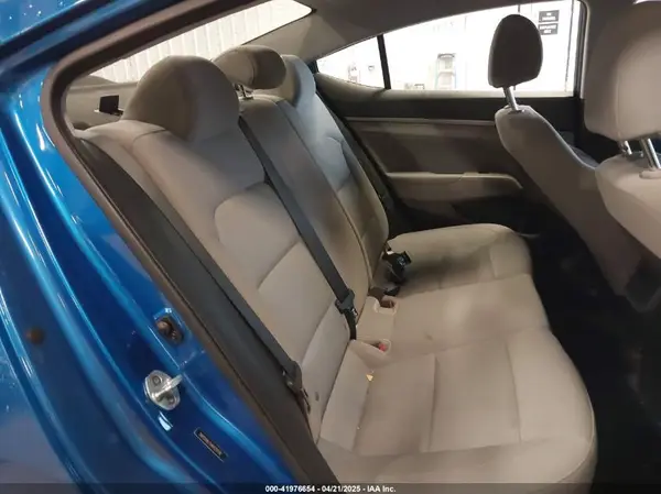 5NPD84LF1HH125170 2017 HYUNDAI ELANTRA - Image 8