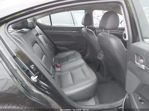 5NPD84LF1HH127971 2017 HYUNDAI ELANTRA - Image 8