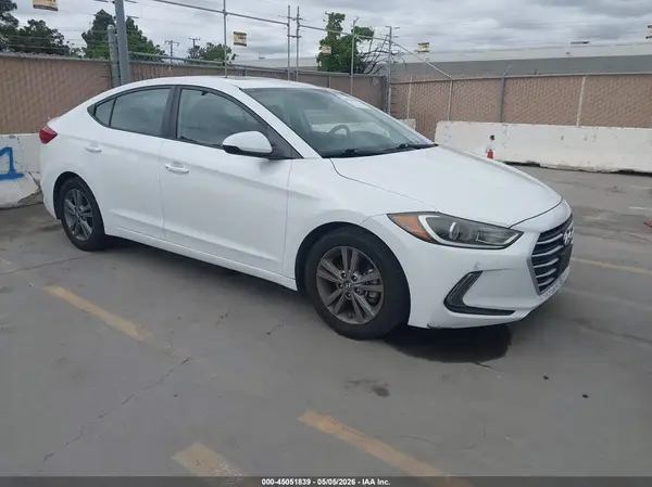 5NPD84LF1HH135729 2017 HYUNDAI ELANTRA - Image 1