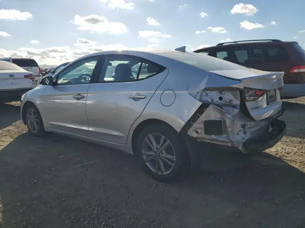 5NPD84LF1HH137125 2017 HYUNDAI ELANTRA - Image 2