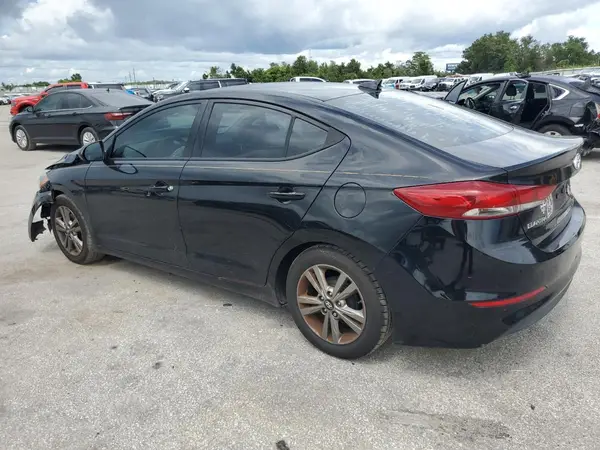 5NPD84LF1HH137884 2017 HYUNDAI ELANTRA - Image 2