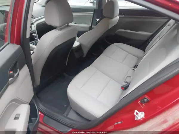 5NPD84LF1HH138498 2017 HYUNDAI ELANTRA - Image 8