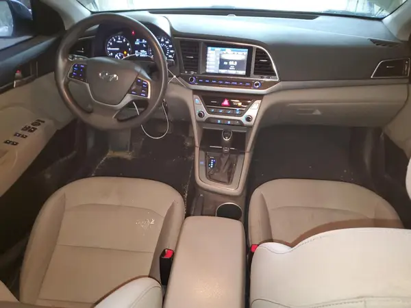 5NPD84LF1HH142065 2017 HYUNDAI ELANTRA - Image 8