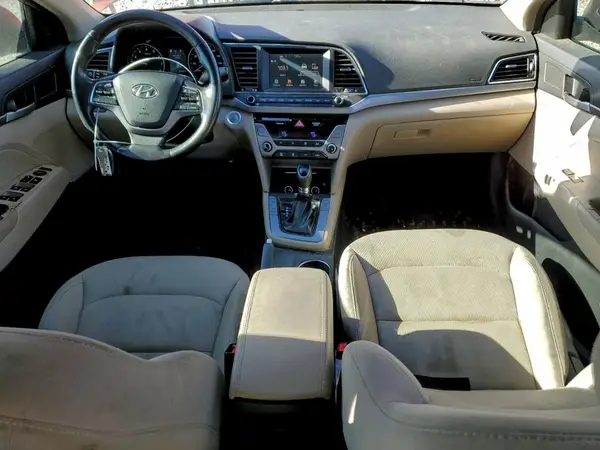 5NPD84LF1HH143040 2017 HYUNDAI ELANTRA - Image 8