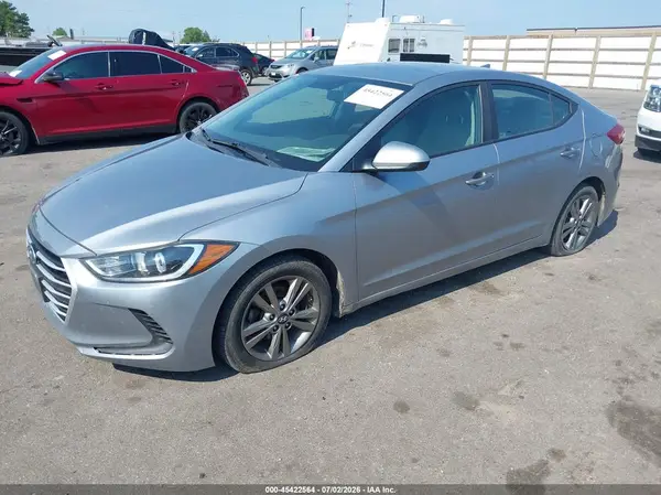 5NPD84LF1HH155883 2017 HYUNDAI ELANTRA - Image 2